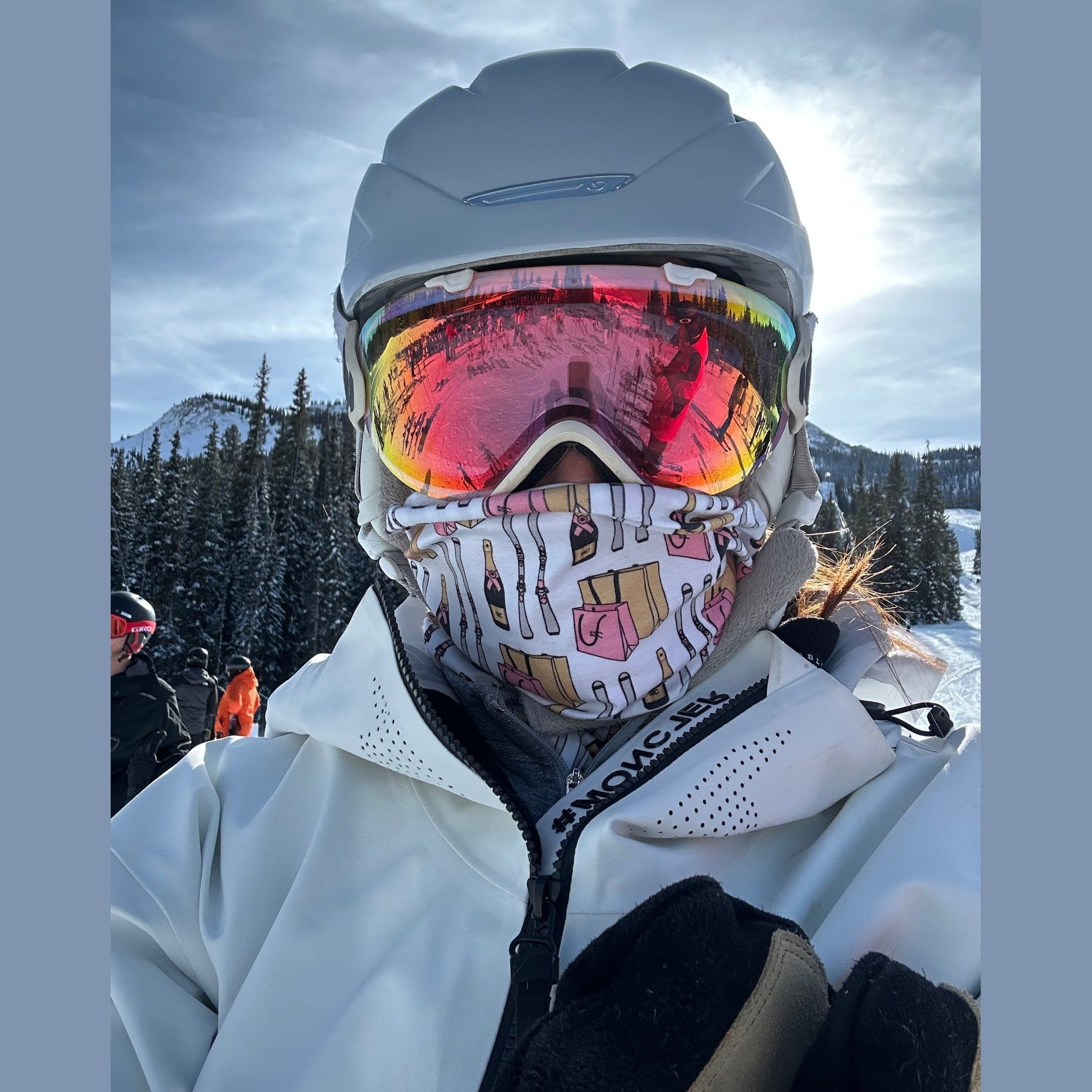 Black & White Ski Shop Champagne Luxury Neck Gaiter